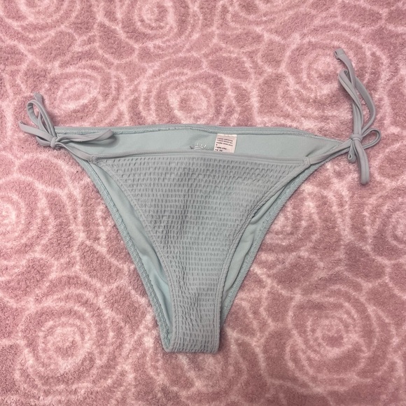 Various Brands, All sizes Medium or Large, Various colors - Picture 4 of 9